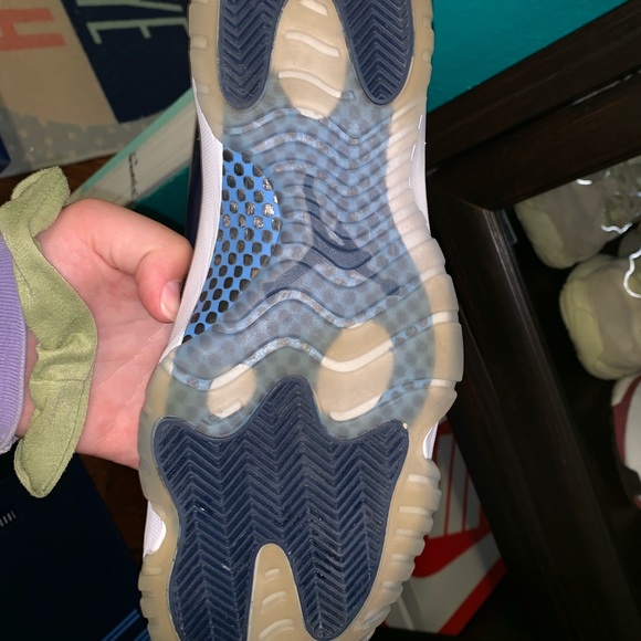 Jordan 11 High “Win like 82” retros - Picture 4 of 8